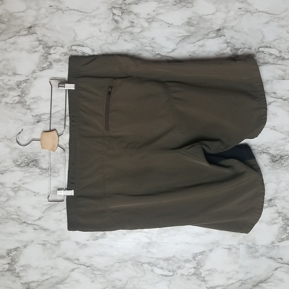 Patagonia Shorts Men's - Picture 3 of 5